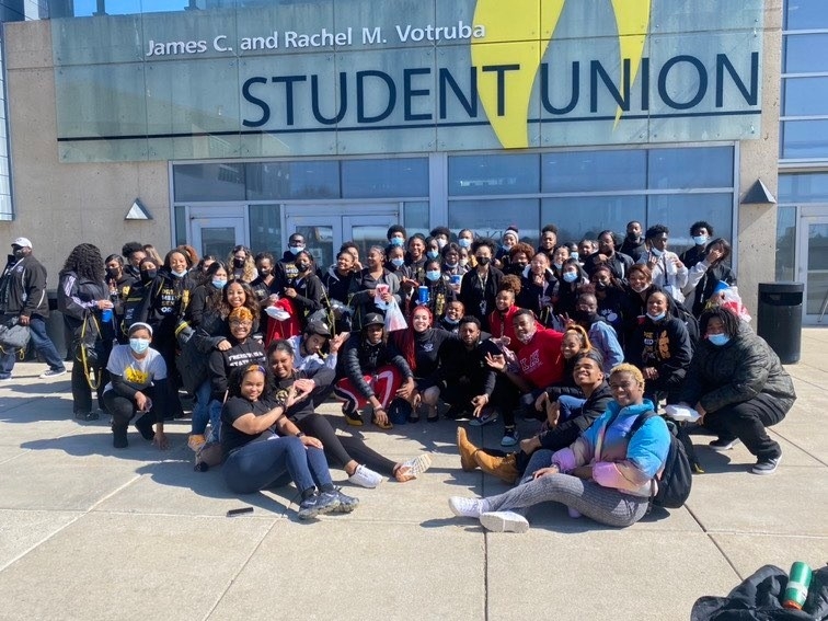 Students from Central High School visit the NKU campus