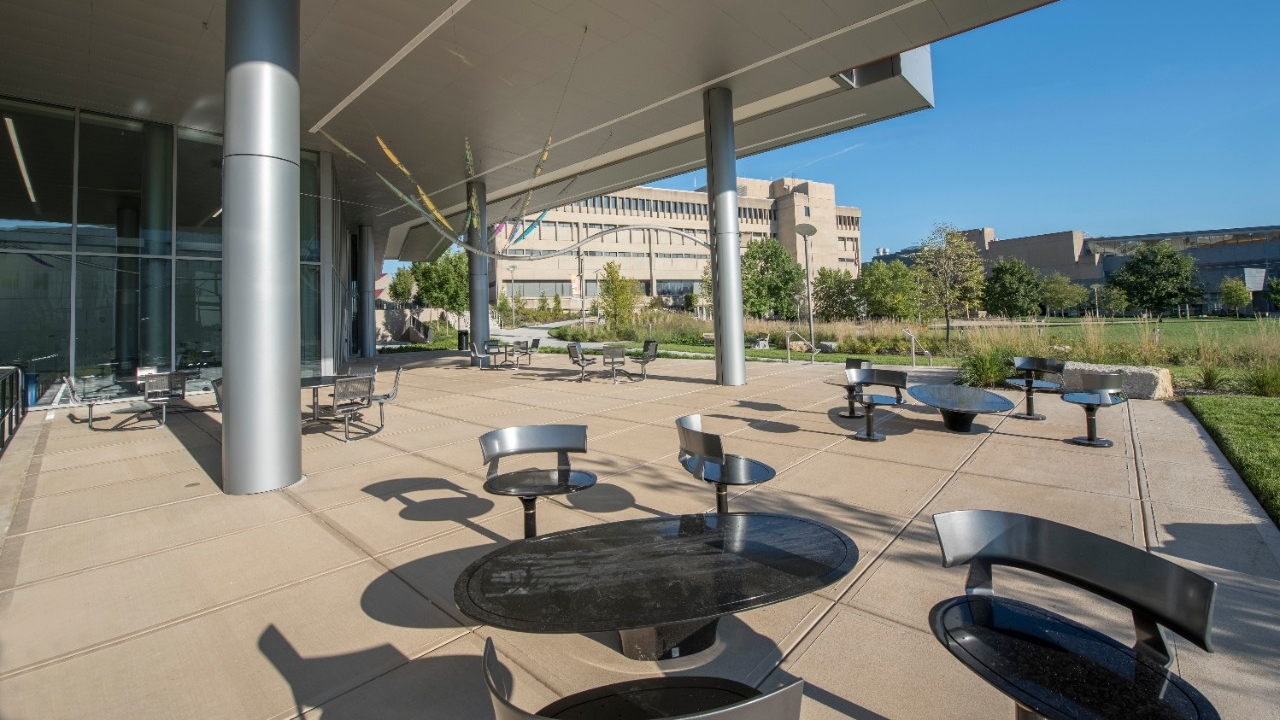 Mezzanine Outdoor Patio image 3